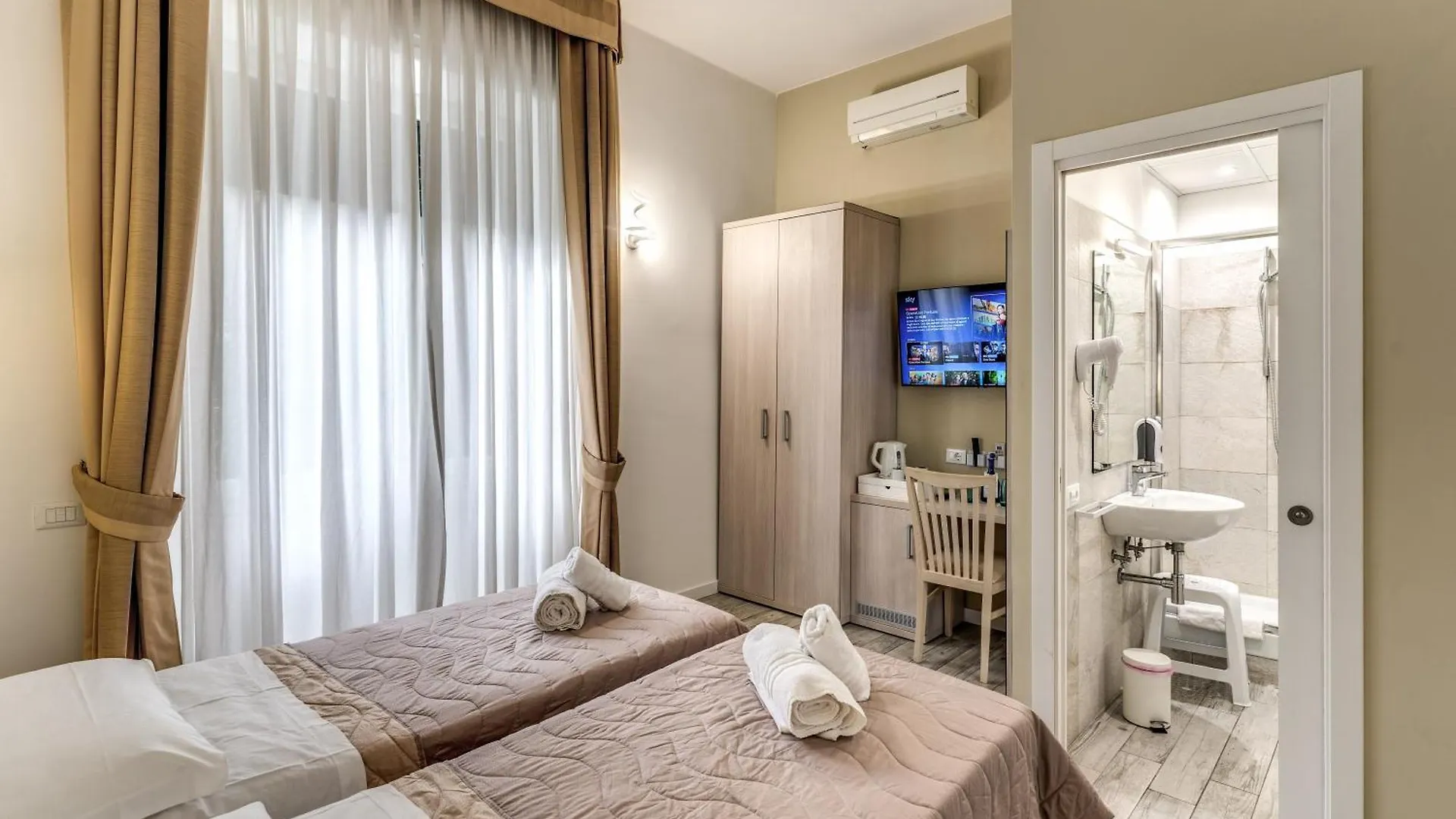 Gardenia Suite Rome 2*,  Italy