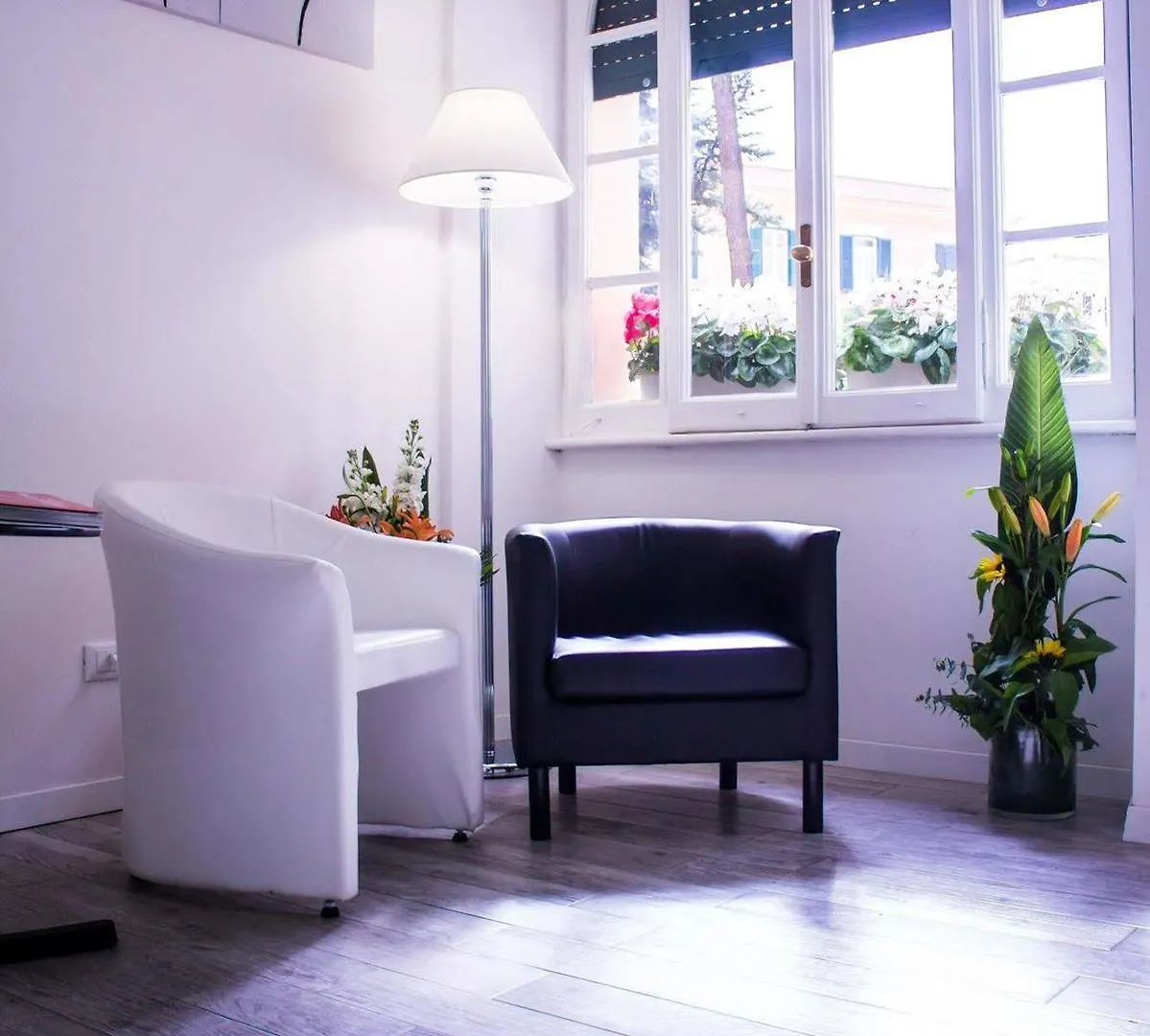Gardenia Suite Rome 2*,